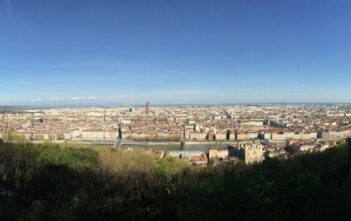 Se balader et admirer la vue sur les hauteurs de Lyon